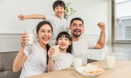 Lợi ích vượt trội của sữa tươi với sức khỏe cả gia đình