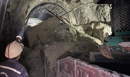 Hủy nhiều chuyến tàu Bắc - Nam sau sự cố sập hầm đường sắt Chí Thạnh