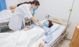 Tiếp tục nghiên cứu, đề xuất bổ sung phụ cấp thâm niên cho lao động ngành y tế