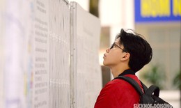 Hàng nghìn thí sinh đầu tiên ở Hà Nội tranh suất vào lớp 10 chuyên năm 2024