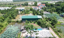 Tháo dỡ loạt công trình vi phạm xây dựng tại Hà Nội