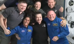 Tại sao 2 phi hành gia Boeing bị mắc kẹt trong không gian?