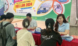 Chưa nhận bằng tốt nghiệp, 800 vị trí việc làm đã chờ sẵn sinh viên Y Dược học cổ truyền Việt Nam