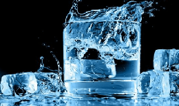 Hàng loạt cơ sở sản xuất nước uống tinh khiết, nước uống đóng chai ở Hà Nội phải thu hồi sản phẩm