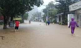 Chuyên gia cảnh báo nguy cơ lũ quét sau mưa lớn còn kéo dài nhiều ngày