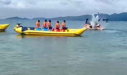 Quảng Ninh: M&#244; t&#244; nước ph&#225;t nổ tr&#234;n biển C&#244; T&#244;