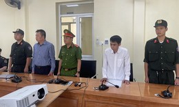 Bắt Chi cục trưởng Hải quan ở Hà Giang