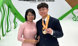 Gi&#224;nh huy chương V&#224;ng quốc tế, nam sinh Hải Ph&#242;ng được thưởng nửa tỉ đồng