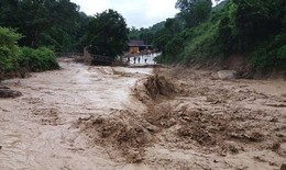 V&#236; sao miền Bắc xuất hiện nhiều điểm mưa lũ lớn nhất lịch sử trong th&#225;ng 7?