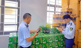 Tạm giữ gần 3.000 chai bia Heineken, Corona nghi nhập lậu
