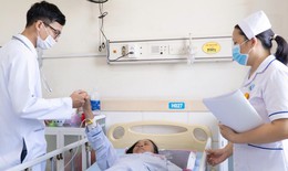Cục máu đông gây tắc động mạch não làm người phụ nữ đổ gục
