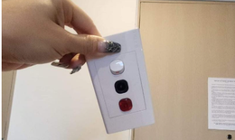 Chủ khách sạn, nhà nghỉ lắp camera có phải thông báo cho khách?
