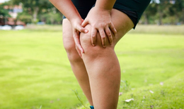 Thừa c&#226;n khiến cơn đau tho&#225;i h&#243;a khớp tăng nặng hơn