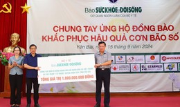 B&#225;o SK&amp;ĐS trao qu&#224; tới đồng b&#224;o Y&#234;n B&#225;i: Ấm &#225;p t&#236;nh người trong cơn hoạn nạn