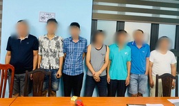 Khởi tố 7 lái xe đánh bạc tại bãi trông giữ ô tô