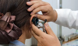 Thuốc và các phương pháp điều trị mất thính lực