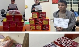 Thu giữ nhiều loại pháo nổ to và 'khủng' nhất từ trước đến nay