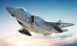 Khoảnh khắc máy bay F-35 Mỹ rơi và phát nổ ngay tại căn cứ không quân