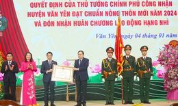 Trao Huân chương Lao động cho huyện nông thôn mới Văn Yên