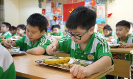 Cải thiện dinh dưỡng cho học sinh tại H&#224; Nội th&#244;ng qua th&#250;c đẩy Dự &#225;n Bữa ăn học đường
