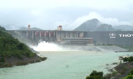 Đóng cửa xả lũ hồ thủy điện Tuyên Quang ứng phó với mưa lũ