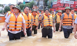 Ch&#237;nh phủ v&#224;o cuộc quyết liệt, gi&#250;p người d&#226;n sớm ổn định sau thi&#234;n tai