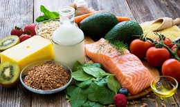 Bí quyết ăn để tăng cường miễn dịch và sống khỏe mạnh ở người nhiễm HIV