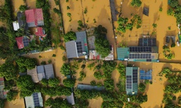 Vẫn còn hơn 7000 ngôi nhà bị ngập do mưa lũ sau bão số 11