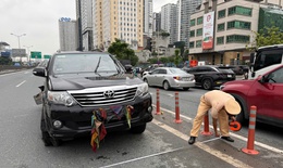 Diễn biến mới vụ tài xế ô tô nổ 2 lốp đi ngược chiều trên vành đai 3