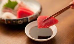 4 món ăn mẹ bầu nên tránh tuyệt đối trong thai kỳ
