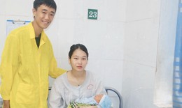 Người mẹ trẻ hai lần mất con v&#224; cuộc &#39;vượt cạn&#39; giữa lằn ranh sinh tử