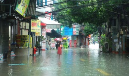 H&#224; Nội mưa d&#244;ng k&#233;o d&#224;i đến khi n&#224;o?