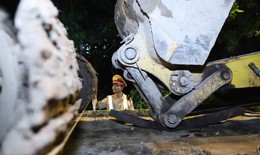 Chuẩn bị rời khỏi Thủ đô, hàng loạt tài xế xe khách, xe tải bất ngờ bị lập biên bản