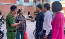 Bị đe dọa &#39;về tận nh&#224; để bắt&#39;, người phụ nữ Hải Ph&#242;ng vội đến ng&#226;n h&#224;ng chuyển tiền