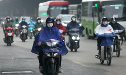 Không khí lạnh tăng cường khiến miền Bắc trời rét, miền Trung mưa to