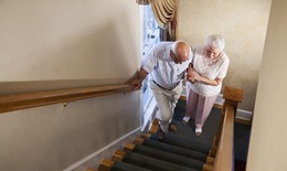 Bệnh cơ lạ khiến người gi&#224; yếu dần từng ng&#224;y