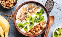 Thời điểm v&#224; c&#225;ch ăn hạt chia gi&#250;p giảm c&#226;n