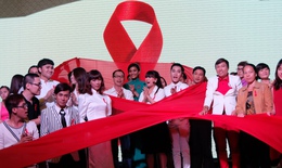 'Giải Báo chí về phòng, chống HIV/AIDS': Lan tỏa sức mạnh nhân văn, quyết tâm chấm dứt Đại dịch vào năm 2030