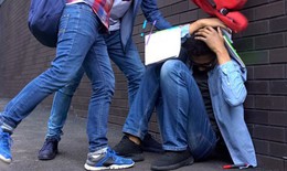 V&#236; sao bạo lực học đường ng&#224;y c&#224;ng nghi&#234;m trọng v&#224; trẻ h&#243;a?