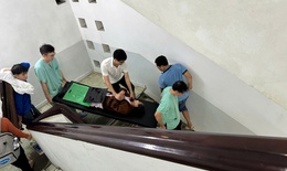 Bệnh viện Trung ương Huế vững v&#224;ng giữa t&#226;m lũ