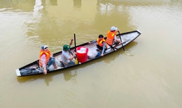 Nhiều cơ sở y tế ở Huế ngập s&#226;u trong đợt lũ đặc biệt lớn