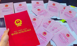 Sổ đỏ đang thế chấp ng&#226;n h&#224;ng, chủ hộ vẫn ngang nhi&#234;n lừa b&#225;n đất