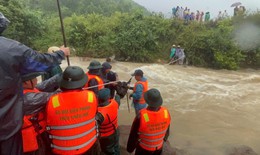 Thủ tướng chỉ đạo khắc phục nhanh nhất hậu quả mưa lũ, sớm ổn định đời sống người dân ở Trung Bộ