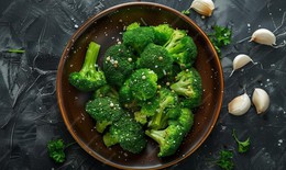 Top 10 loại rau không chứa tinh bột giúp đẩy nhanh tốc độ giảm cân