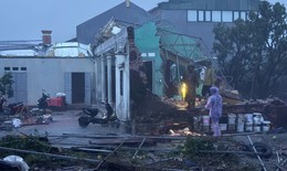 B&#227;o Matmo đ&#227; v&#224;o Vịnh Bắc Bộ, gi&#243; giật cấp 15 g&#226;y mưa lớn từ đ&#234;m nay