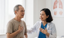 V&#236; sao người cao tuổi dễ mắc bệnh phổi kẽ tiến triển?