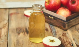 Uống giấm t&#225;o trước khi ăn c&#243; gi&#250;p giảm c&#226;n?