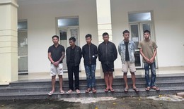 Khởi tố nhóm thanh thiếu niên mang hung khí gây rối