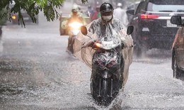 Miền Bắc trời nắng, c&#225;c tỉnh từ Quảng Trị trở v&#224;o Nam Bộ mưa d&#244;ng