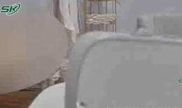 X&#244;n xao clip mẹ chồng h&#224;nh hung con d&#226;u mới sinh, th&#225;i độ của người chồng g&#226;y phẫn nộ